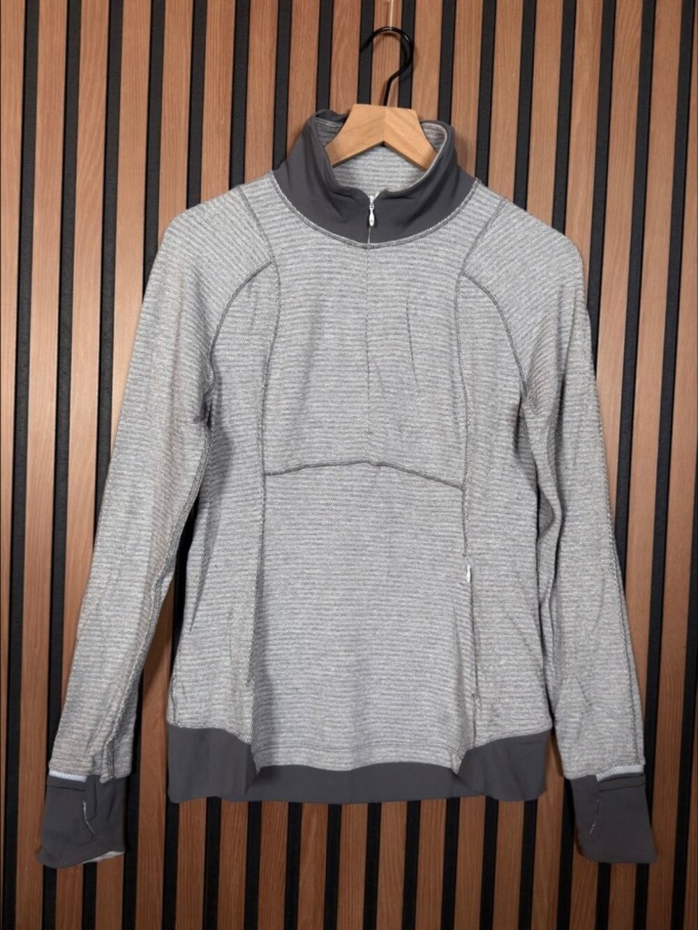 Lululemon Sweater 10 / M Womens Gray Runderful Mock Neck 1/2 Zip Athletic